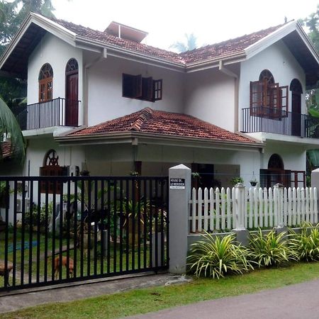 Le Meridien Bnb For Foreign Travelers Негомбо Екстериор снимка